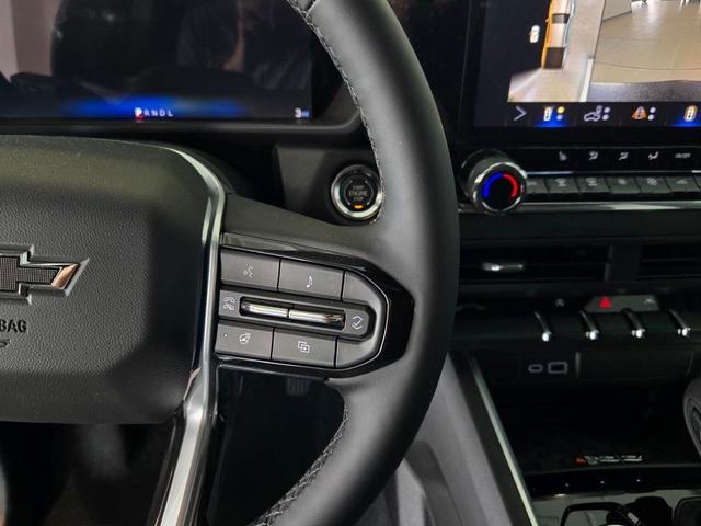Photo of 2025 Black Chevrolet Colorado