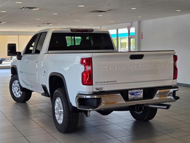 Photo of 2025 Summit White Chevrolet Silverado 2500