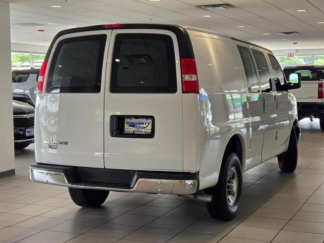 Photo of 2023 Summit White Chevrolet Express 2500
