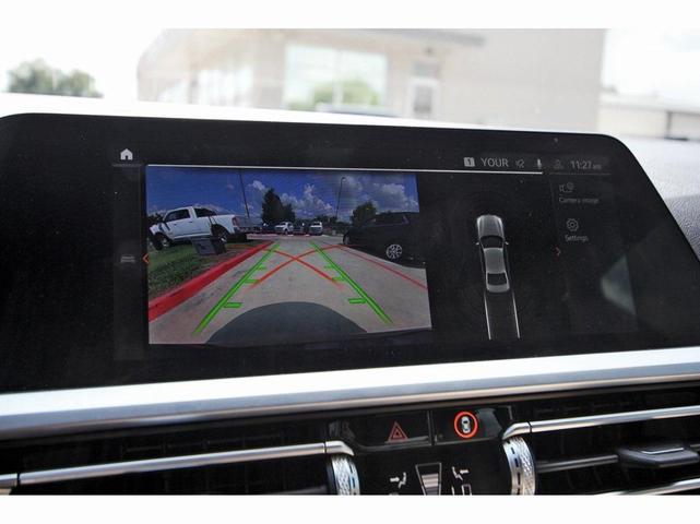Photo of 2021 Black Sapphire Metallic BMW 330
