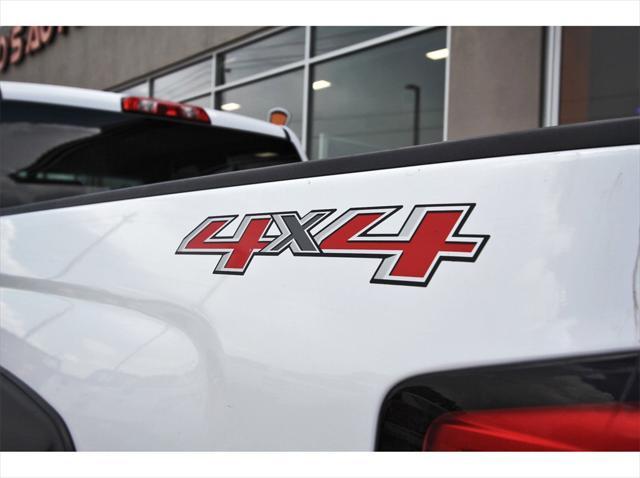 Photo of 2016 Summit White Chevrolet Silverado 1500
