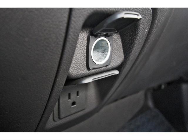 Photo of 2016 Summit White Chevrolet Silverado 1500