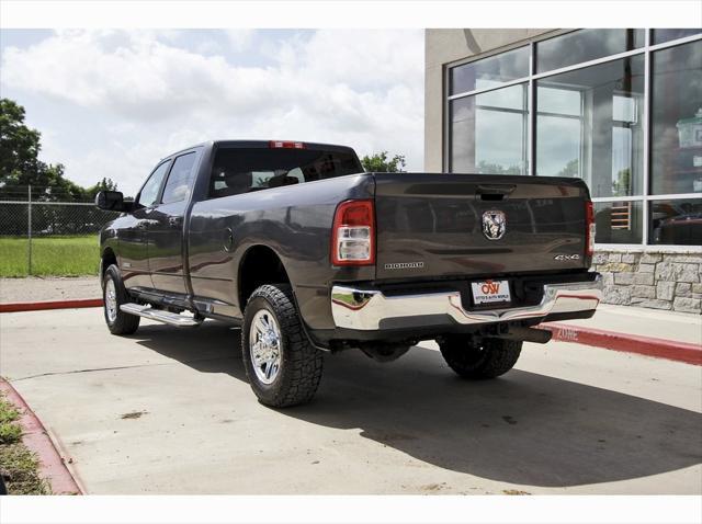 Photo of 2022 Granite Crystal Metallic Clearcoat RAM 2500