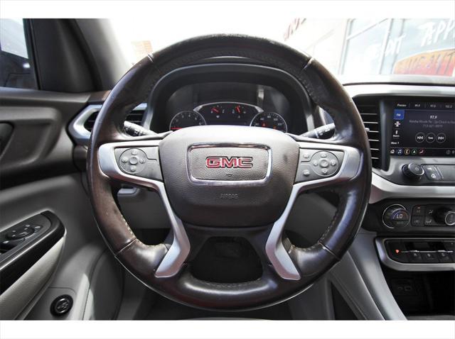 Photo of 2020 White Frost Tricoat GMC Acadia