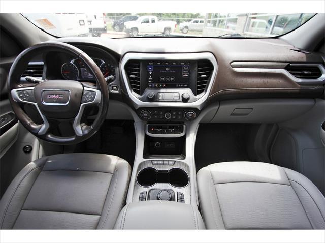 Photo of 2020 White Frost Tricoat GMC Acadia