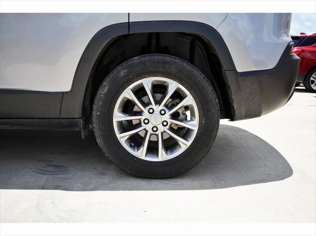 Photo of 2021 Billet Silver Metallic Clearcoat Jeep Cherokee