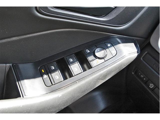 Photo of 2024 Scarlet Ember Tintcoat Nissan Rogue