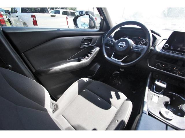 Photo of 2024 Scarlet Ember Tintcoat Nissan Rogue