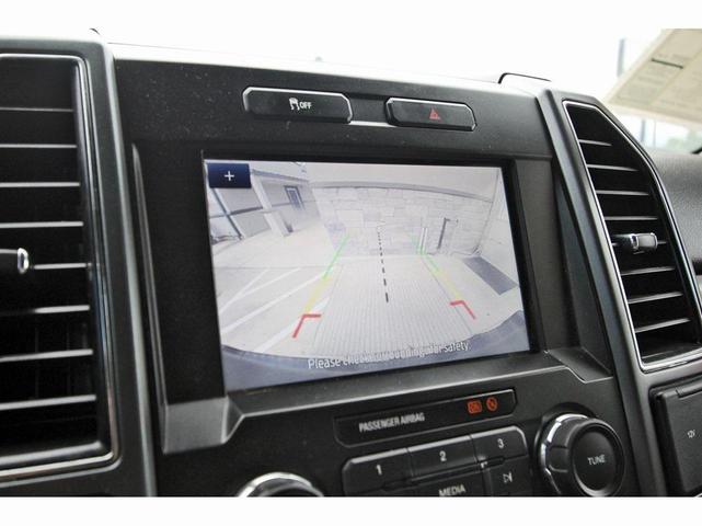 Photo of 2021 Oxford White Ford F-250
