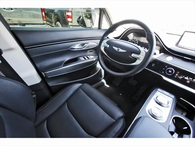 Photo of 2022 Alta White Genesis GV70