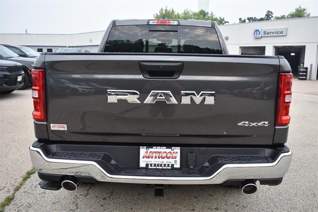 Photo of 2026 Granite Crystal Metallic Clearcoat RAM 1500