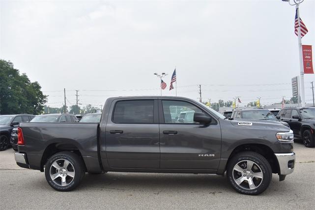 Photo of 2026 Granite Crystal Metallic Clearcoat RAM 1500