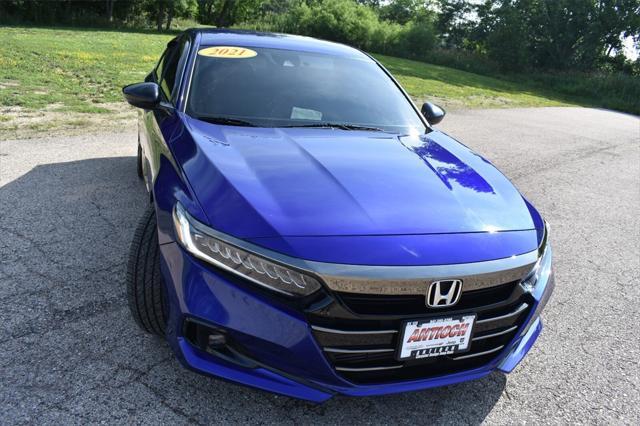 Photo of 2021 Still Night Pearl Honda Accord