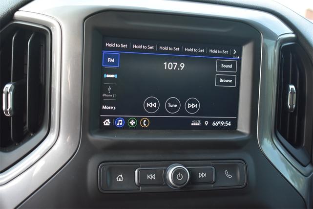 Photo of 2021 Black Chevrolet Silverado 1500