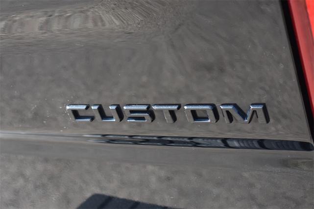 Photo of 2021 Black Chevrolet Silverado 1500