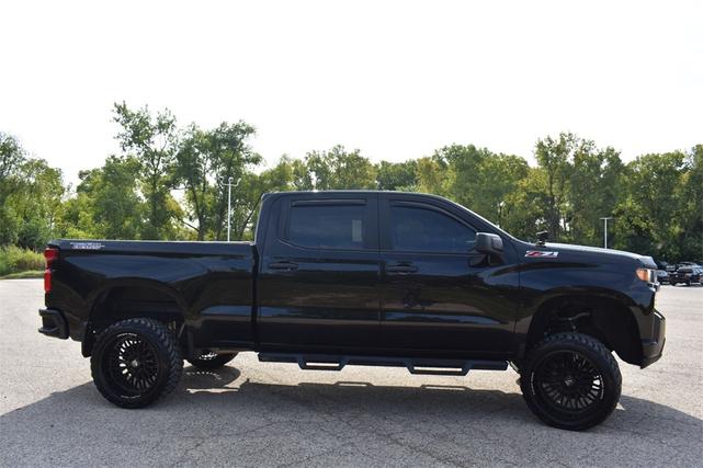 Photo of 2021 Black Chevrolet Silverado 1500