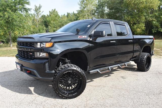 Photo of 2021 Black Chevrolet Silverado 1500