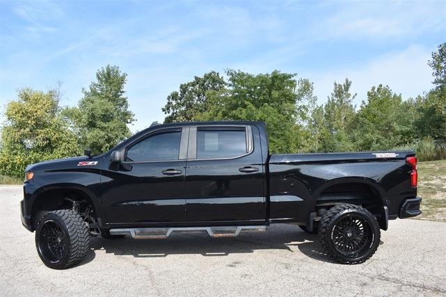 Photo of 2021 Black Chevrolet Silverado 1500