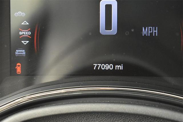 Photo of 2019 White Knuckle Clearcoat Dodge Durango