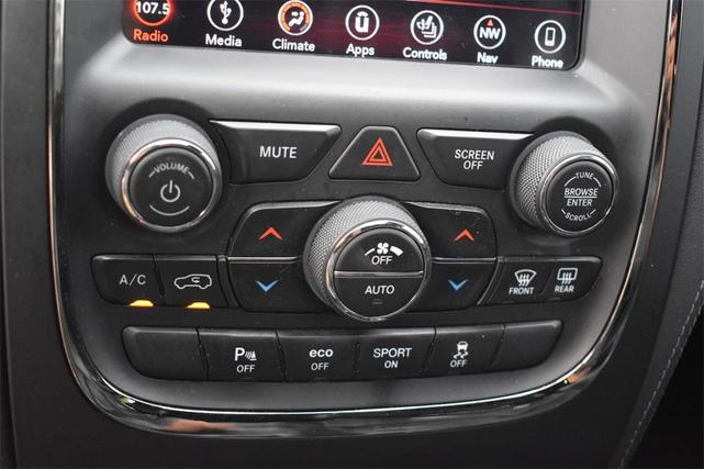 Photo of 2019 White Knuckle Clearcoat Dodge Durango