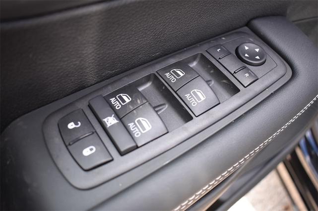 Photo of 2026 Pxj Chrysler Pacifica