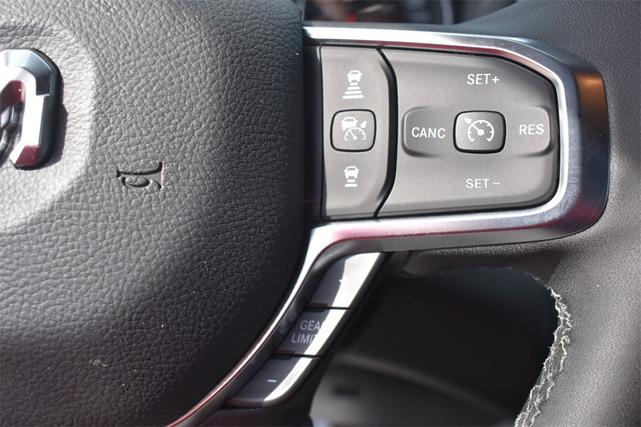 Photo of 2025 Diamond Black Crystal Pearlcoat RAM 2500