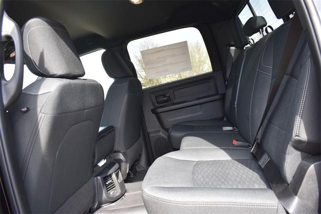 Photo of 2025 Diamond Black Crystal Pearlcoat RAM 2500