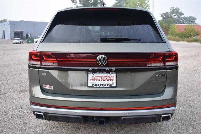 Photo of 2025 Avocado Green Pearl Volkswagen Atlas