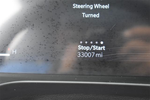 Photo of 2024 Diamond Black Crystal Pearlcoat Jeep Grand Cherokee