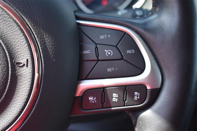Photo of 2021 Jazz Blue Pearlcoat Jeep Compass