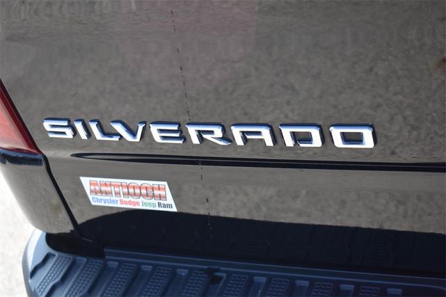 Photo of 2023 Black Chevrolet Silverado 1500