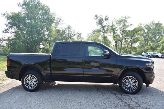 Photo of 2025 Diamond Black Crystal Pearlcoat RAM 1500