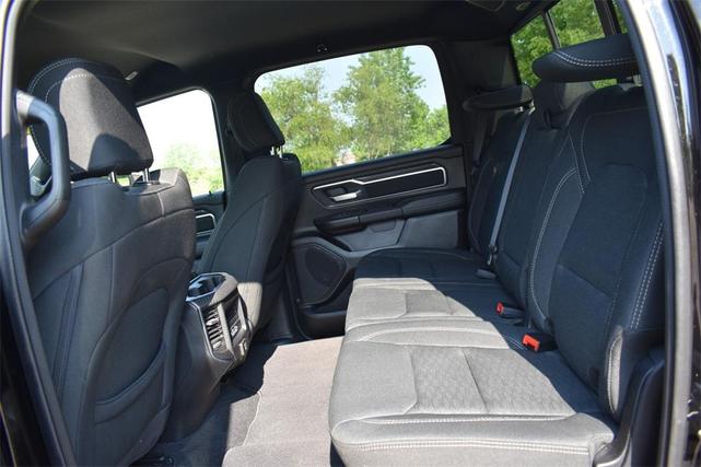 Photo of 2025 Diamond Black Crystal Pearlcoat RAM 1500