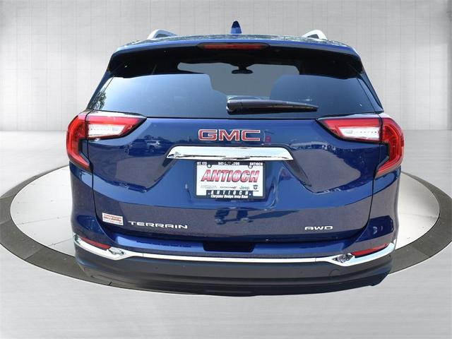 Photo of 2022 Marine Metallic GMC Terrain