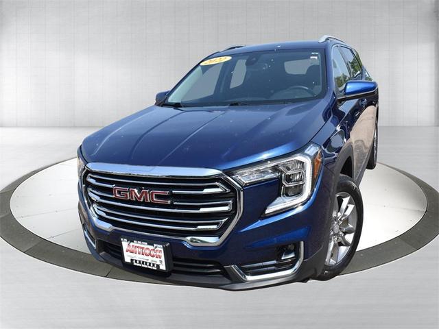 Photo of 2022 Marine Metallic GMC Terrain
