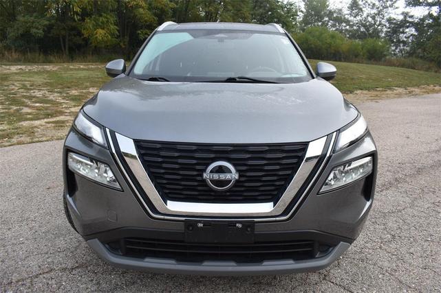 Photo of 2022 Gun Metallic Nissan Rogue
