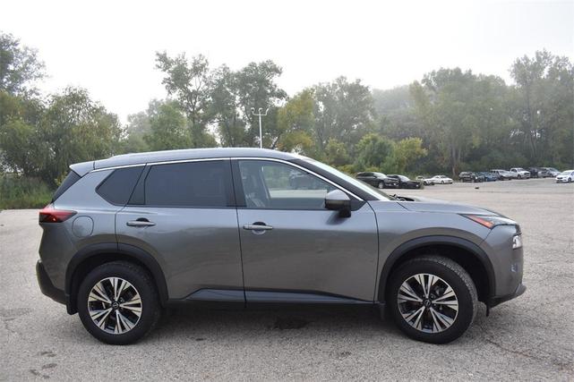 Photo of 2022 Gun Metallic Nissan Rogue