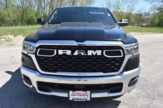 Photo of 2025 Diamond Black Crystal Pearlcoat RAM 1500