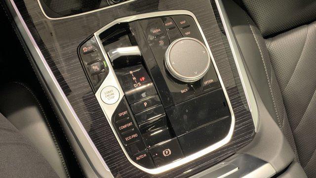 Photo of 2026 Alpine White BMW X5
