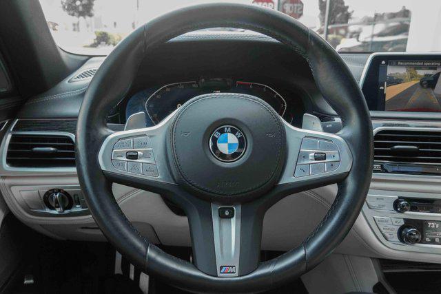 Photo of 2022 Rosso Corsa BMW 750