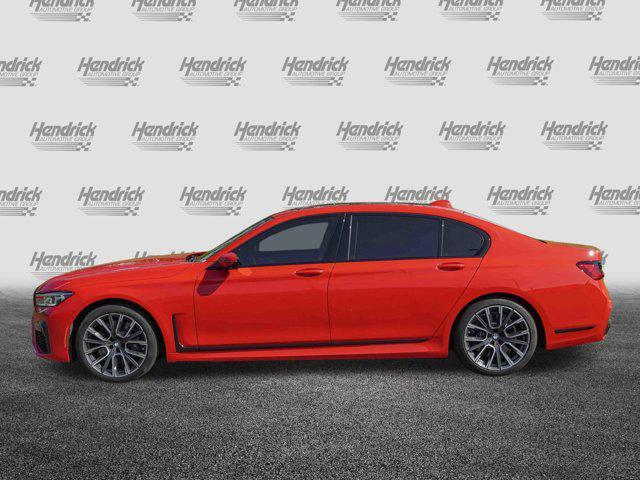 Photo of 2022 Rosso Corsa BMW 750