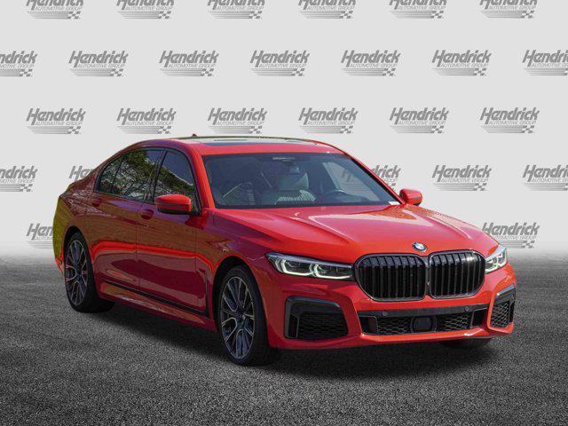 Photo of 2022 Rosso Corsa BMW 750
