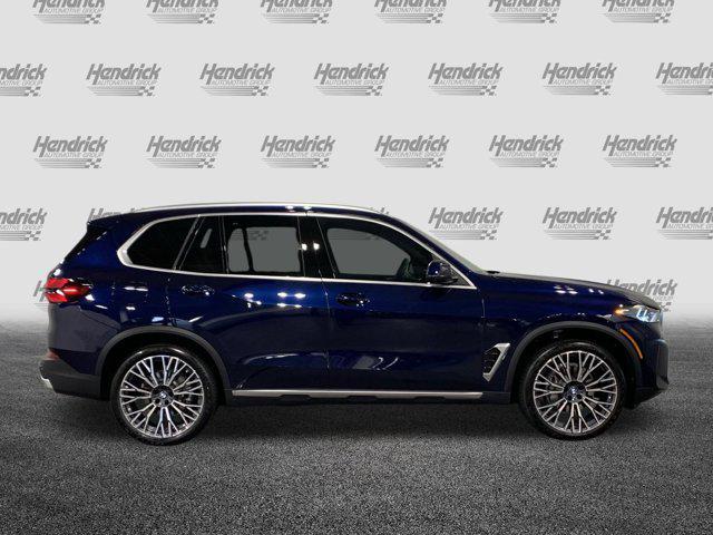 Photo of 2026 Tanzanite Blue II Metallic BMW X5