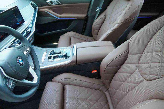Photo of 2024 Alpine White BMW X5
