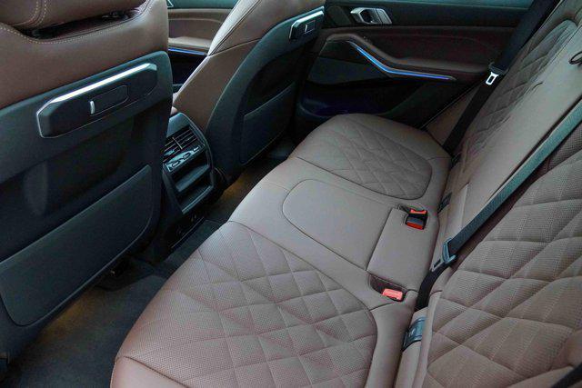 Photo of 2024 Alpine White BMW X5