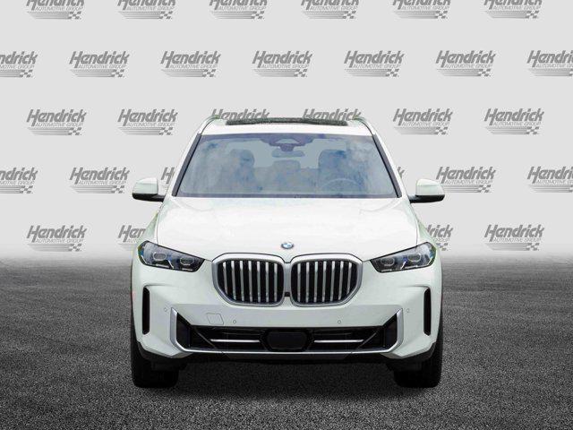 Photo of 2024 Alpine White BMW X5