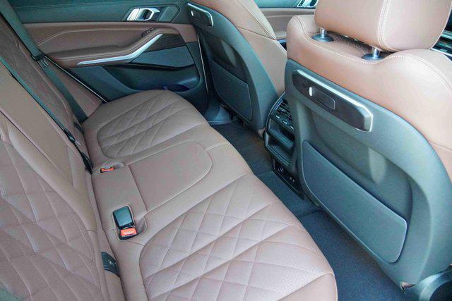Photo of 2024 Alpine White BMW X5