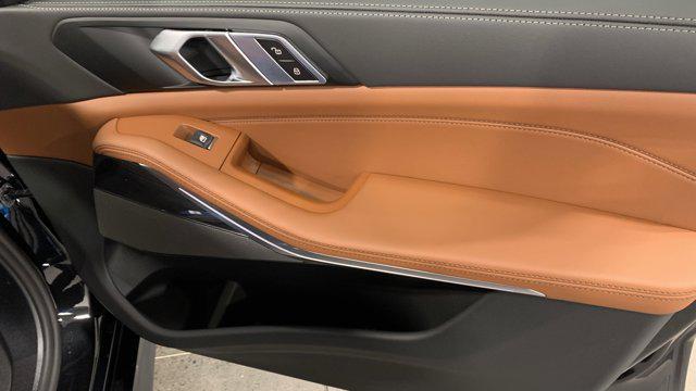 Photo of 2026 Black Sapphire Metallic BMW X5