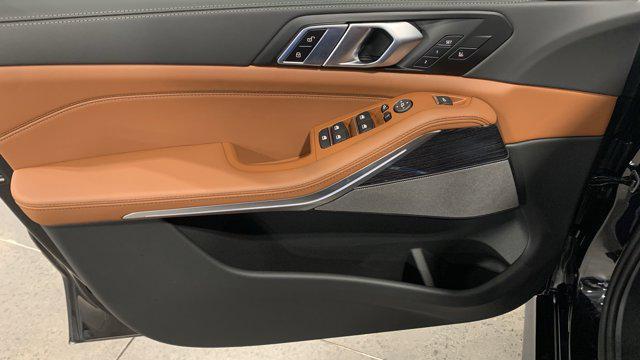 Photo of 2026 Black Sapphire Metallic BMW X5
