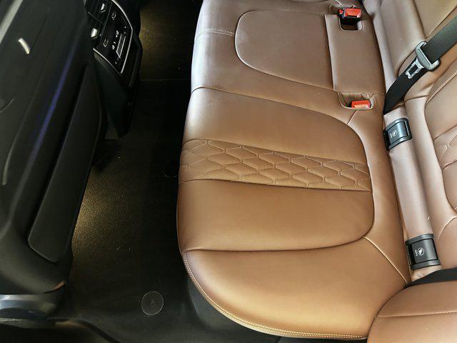 Photo of 2024 Carbon Black Metallic BMW X5